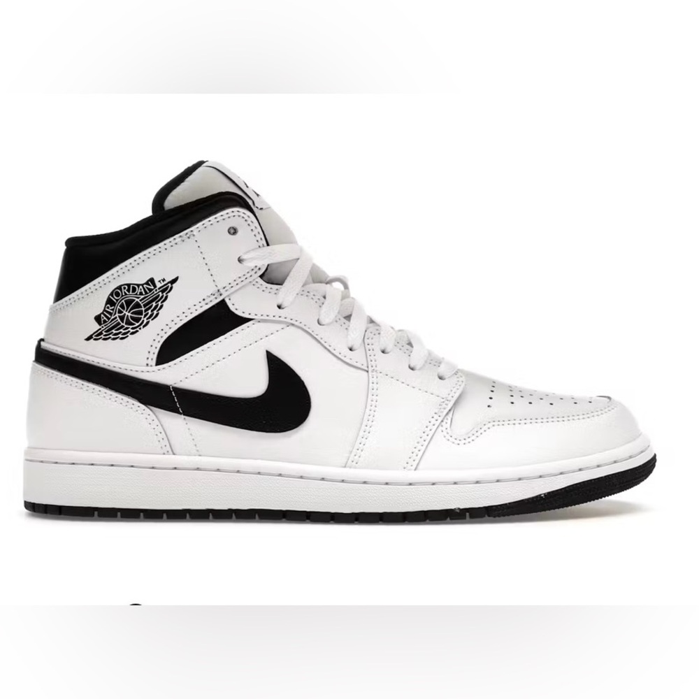 Nike Air Jordan Mid White Black Sneakers